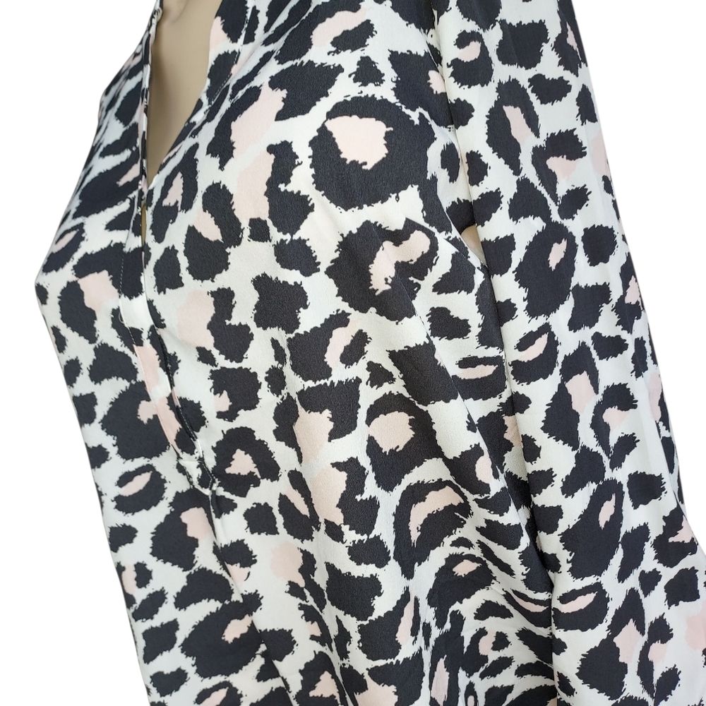 Talbots Women Ivory Long Sleeve Blouse Size L PINK AND black Animal Print Button - Picture 13 of 15